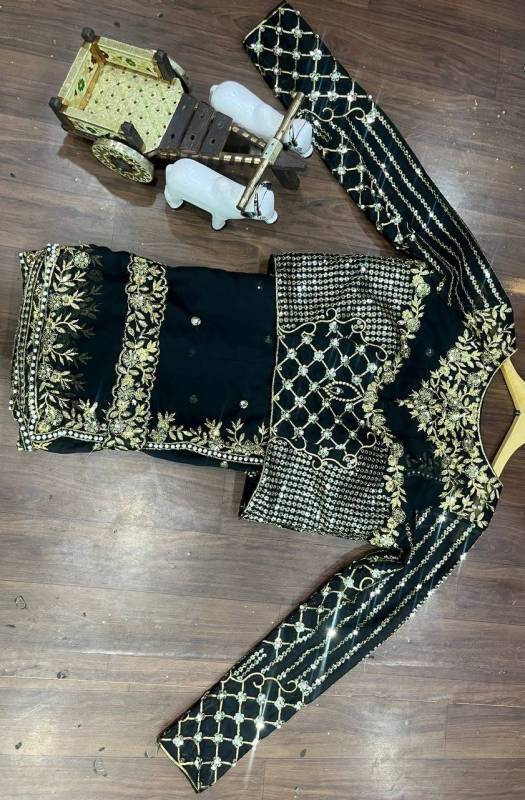 Tabby Silk saree, featuring stunning pearl embroidery and sequin work