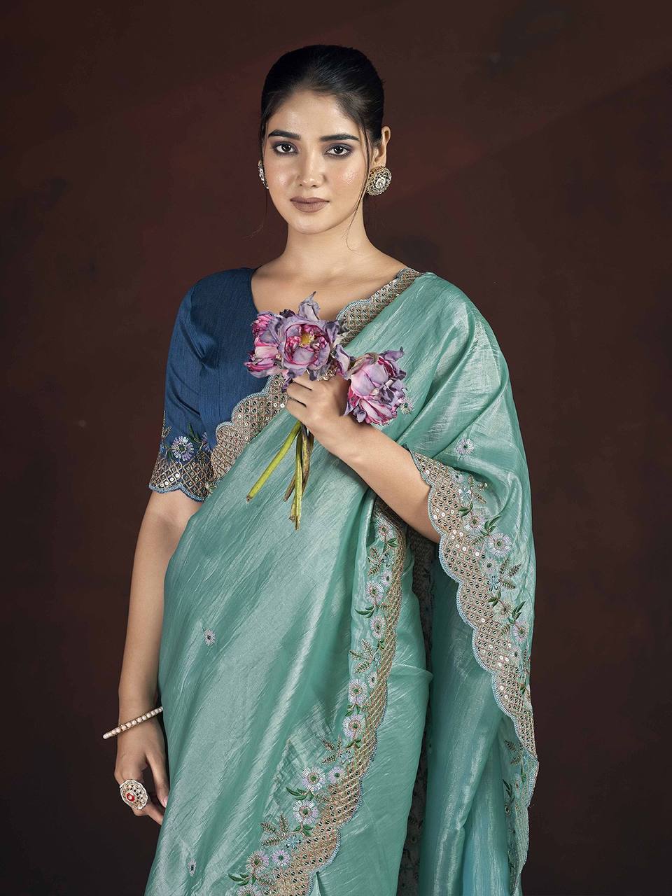  Butterfly Net saree, featuring exquisite designer chain stitch (Aari) embroidery 