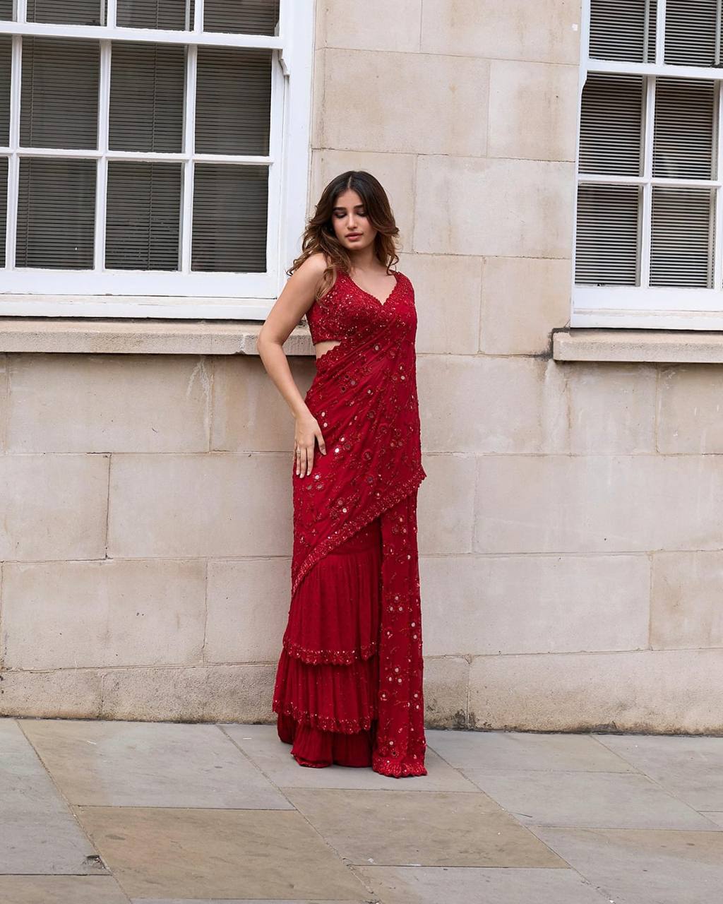 Faux Georgette Saree featuring designer Jari Dori and intricate thread embroidery