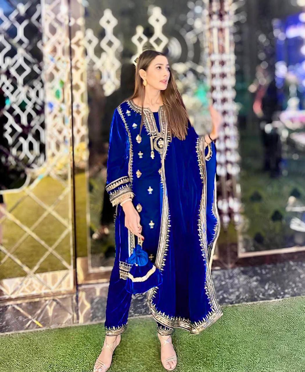  luxurious viscose velvet top pent dupatta set