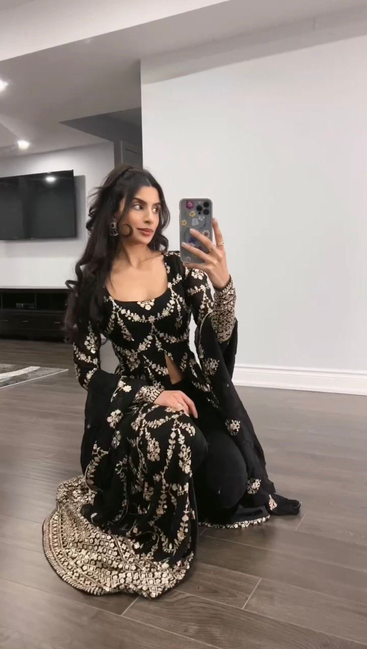 Exquisite Top, Pant, and Dupatta set