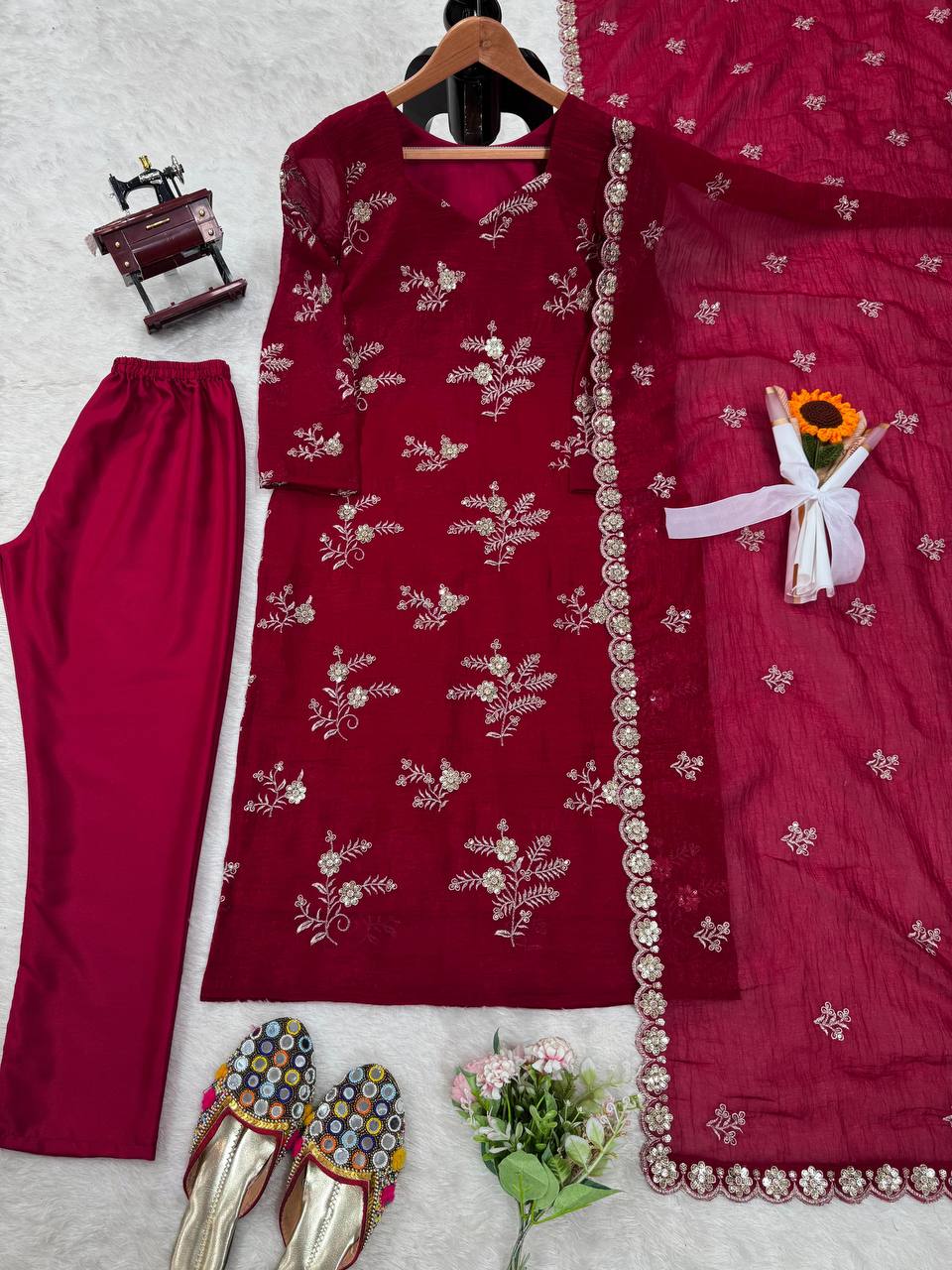 Exquisite three-piece ensemble featuring a crunchy silk Top dupatta and cotton pent