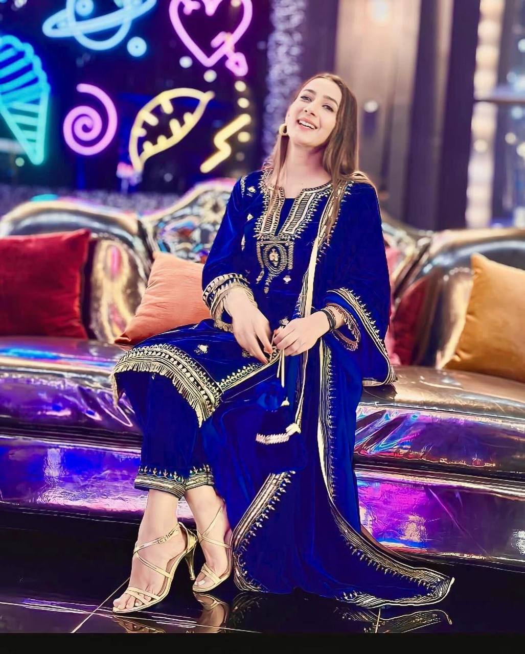  luxurious viscose velvet top pent dupatta set